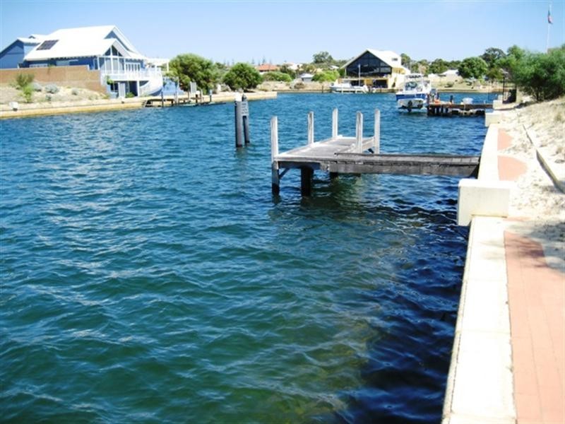 86 SANDPIPER  RT, Wannanup WA 6210