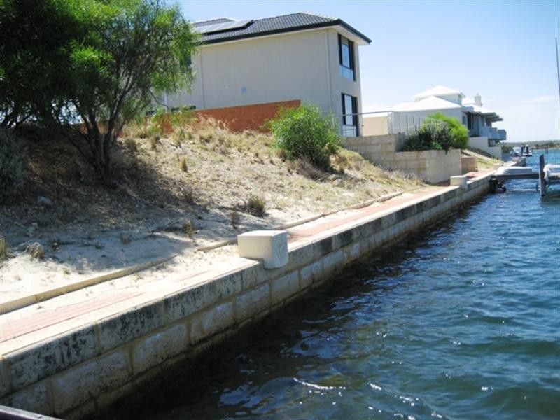 86 SANDPIPER  RT, Wannanup WA 6210