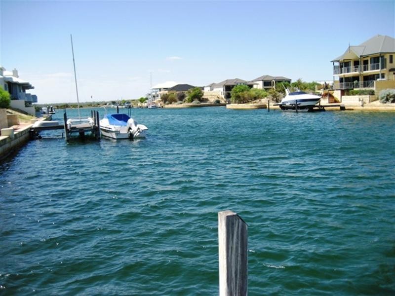 86 SANDPIPER  RT, Wannanup WA 6210