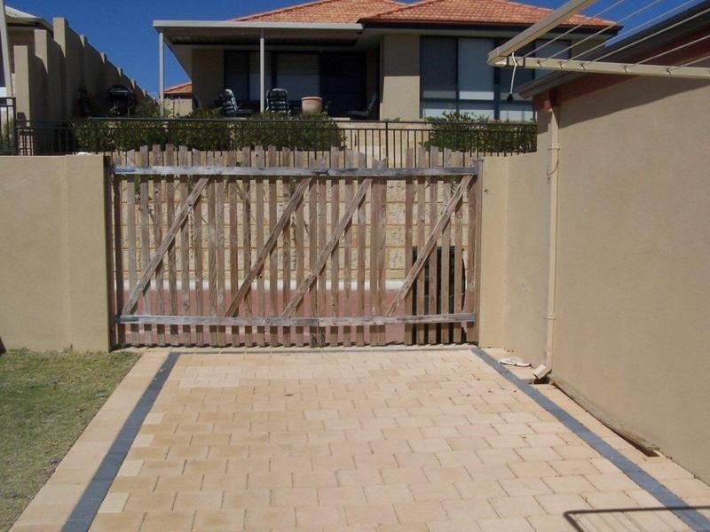 37 Batavia Avenue, Wannanup WA 6210