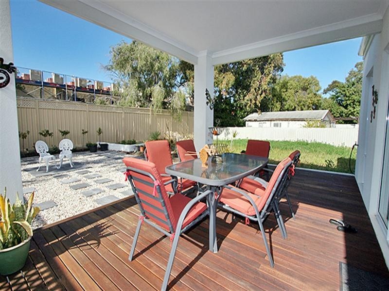 10A Clyde Place, Mandurah WA 6210