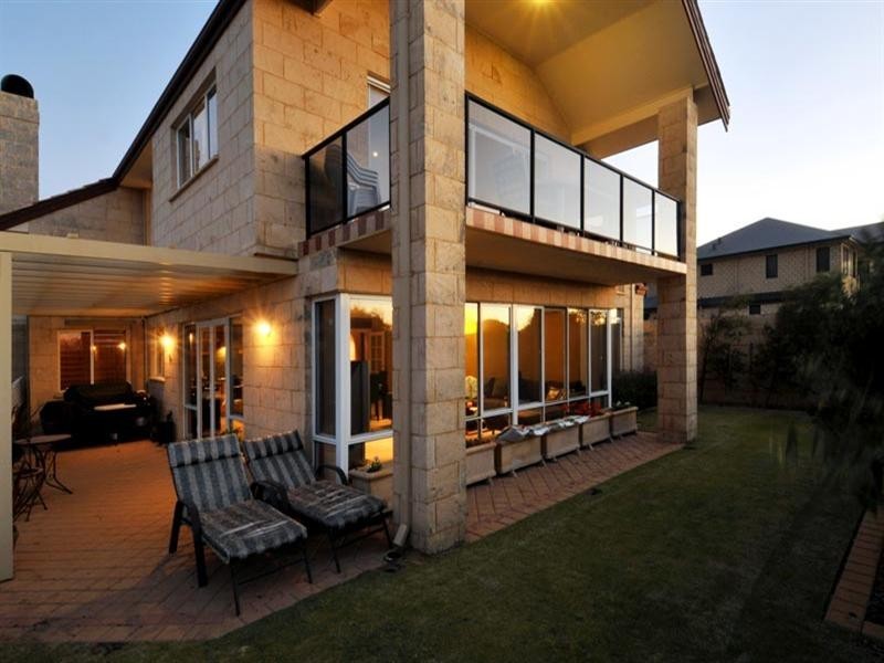 22 Alexis Circle, Wannanup WA 6210