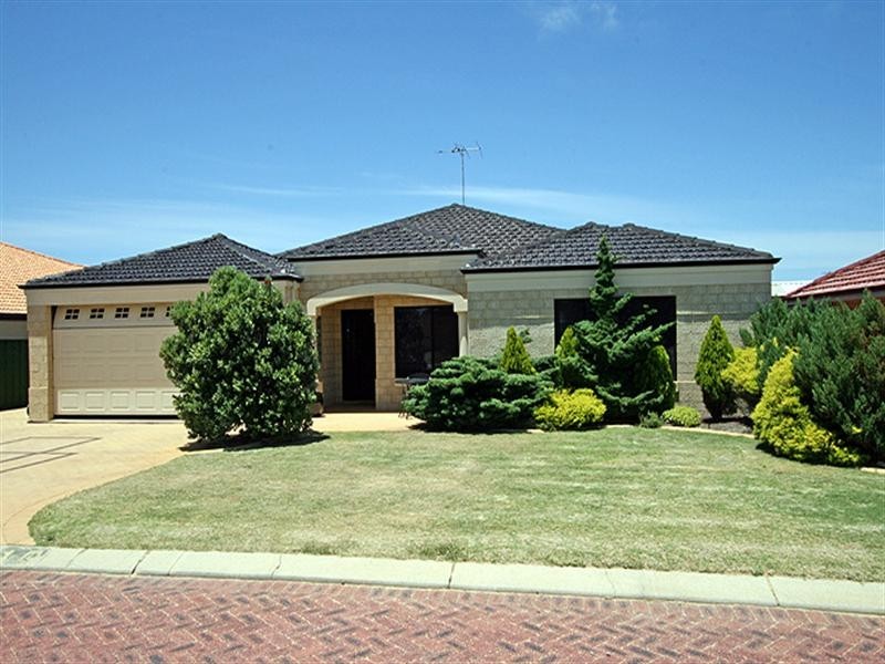 10 Capricorn Mews, Halls Head WA 6210