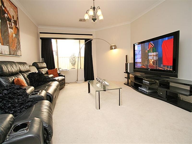 10 Capricorn Mews, Halls Head WA 6210