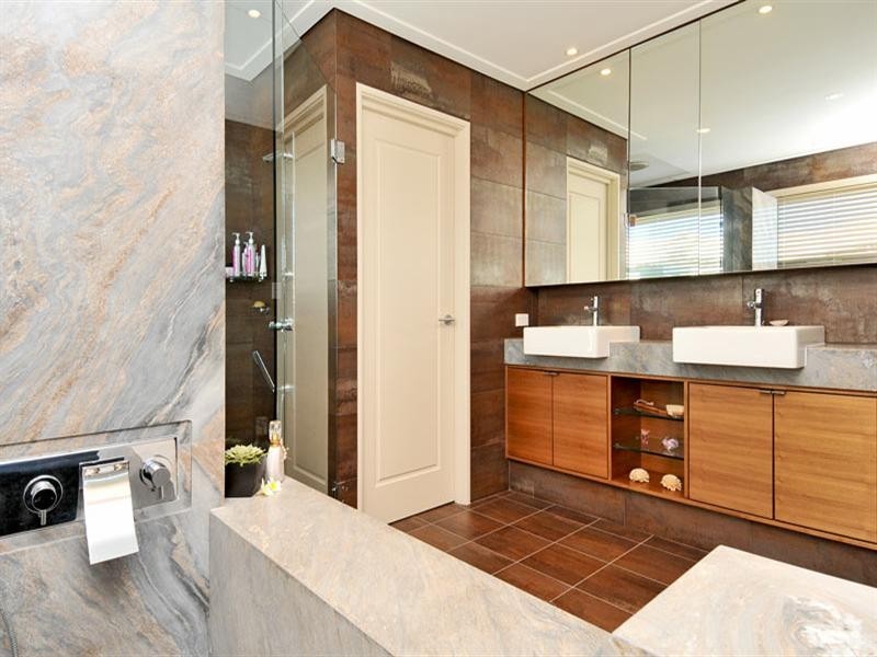 24 Honeymyrtle Grange, Halls Head WA 6210