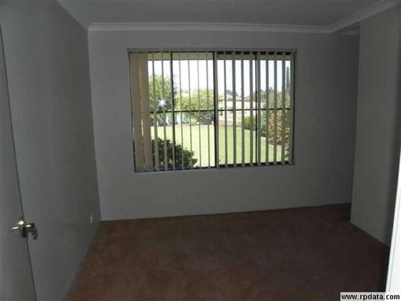 13 Bancroft Close, Greenfields WA 6210