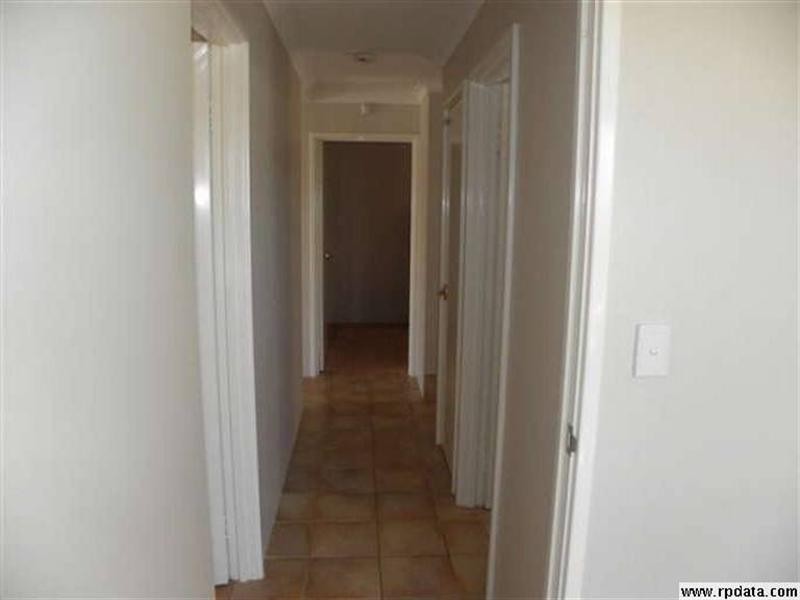 13 Bancroft Close, Greenfields WA 6210