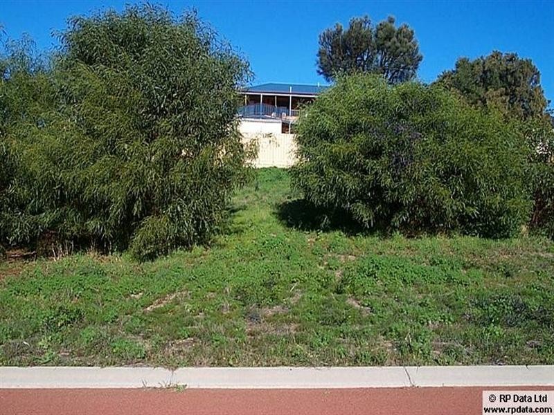 11 Peppertree Close, Wannanup WA 6210