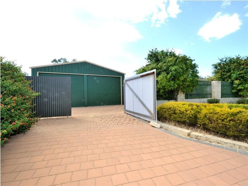 7 FIR Court, Greenfields WA 6210