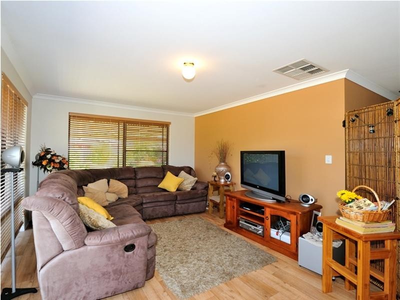 7 FIR Court, Greenfields WA 6210