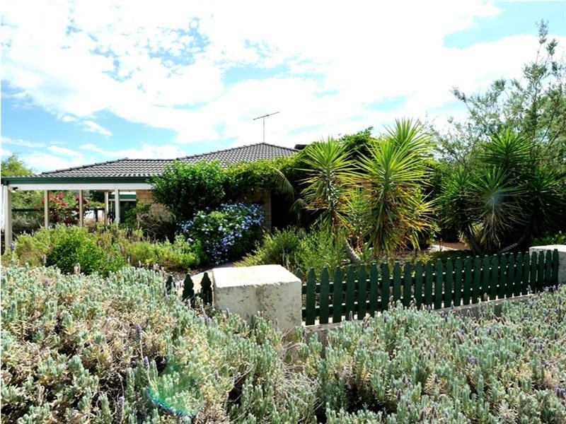 7 FIR Court, Greenfields WA 6210