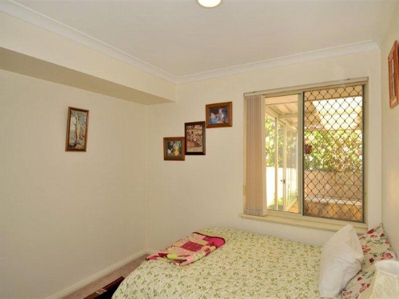 13 Amulla Court, Halls Head WA 6210