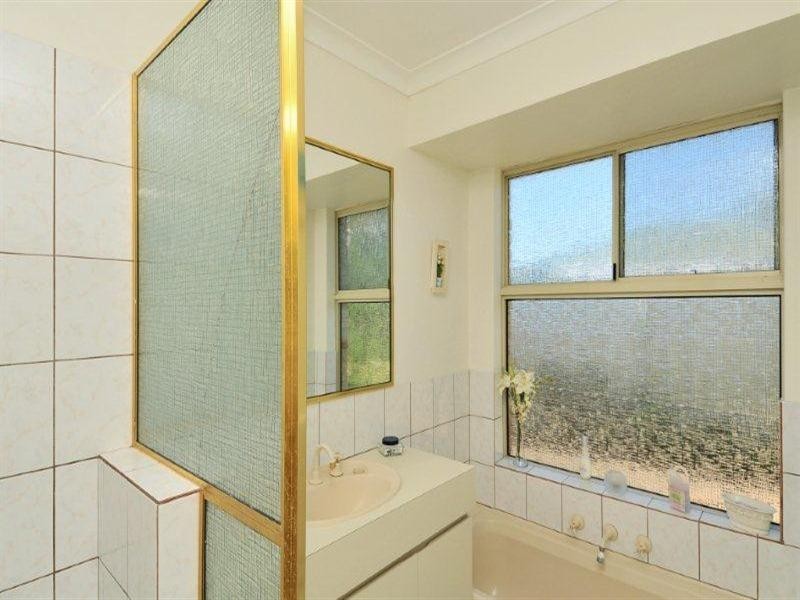 13 Amulla Court, Halls Head WA 6210