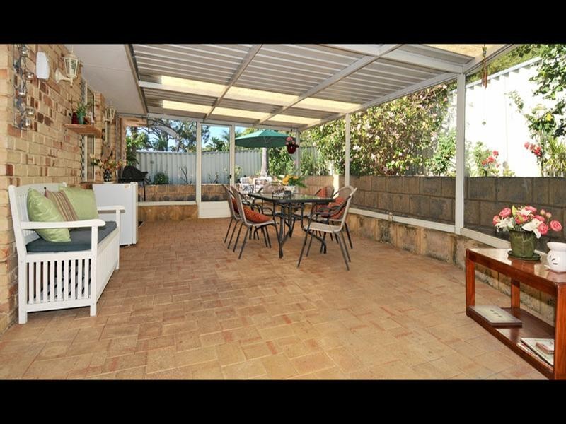 13 Amulla Court, Halls Head WA 6210