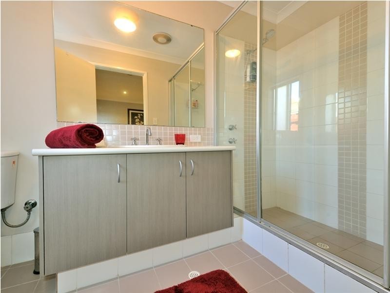 129 Peelwood Parade, Halls Head WA 6210