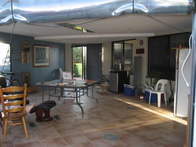 6 Peron Place, San Remo WA 6210