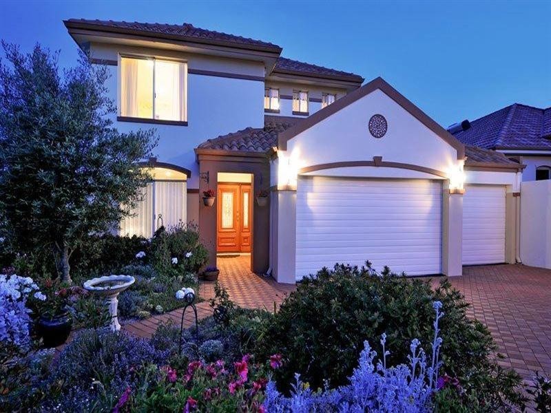 16 Baudin Way, Wannanup WA 6210