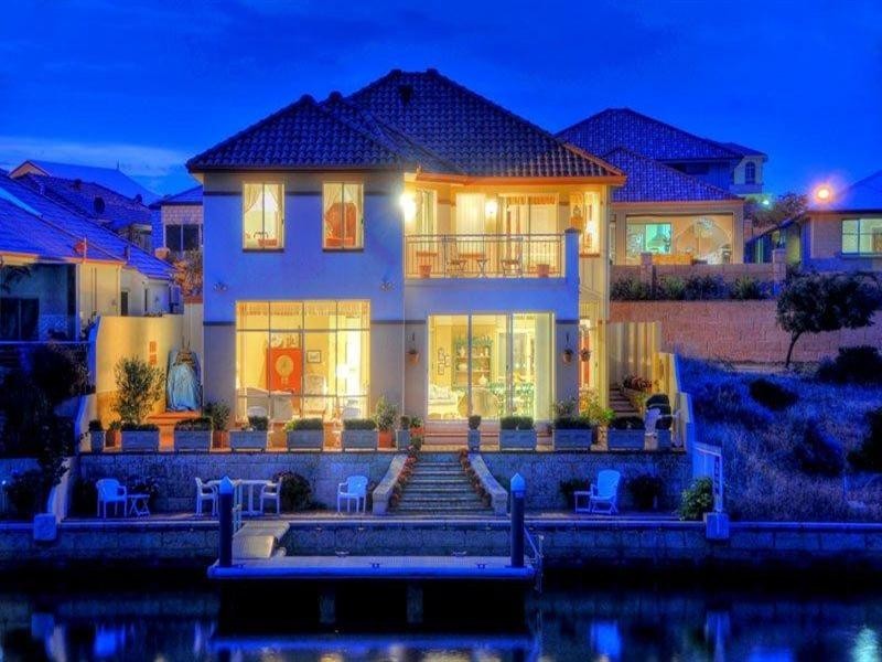 16 Baudin Way, Wannanup WA 6210