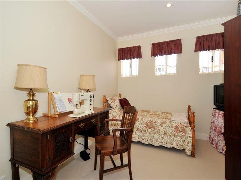 16 Baudin Way, Wannanup WA 6210