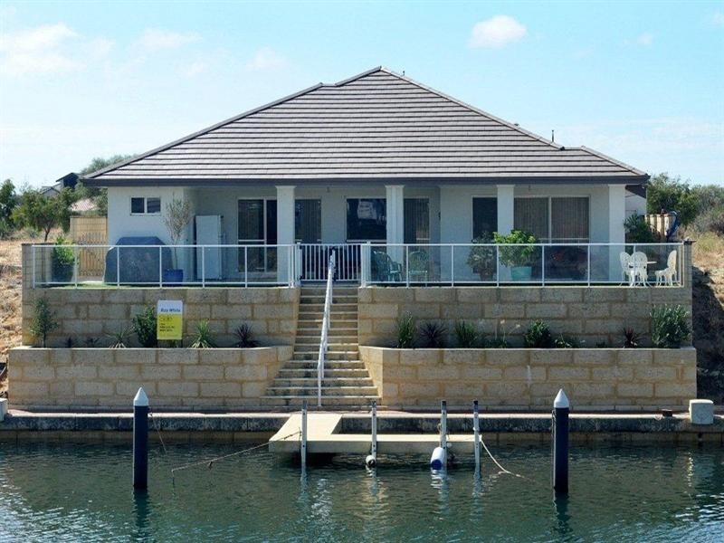 56 SANDPIPER ISLAND Retreat, Wannanup WA 6210