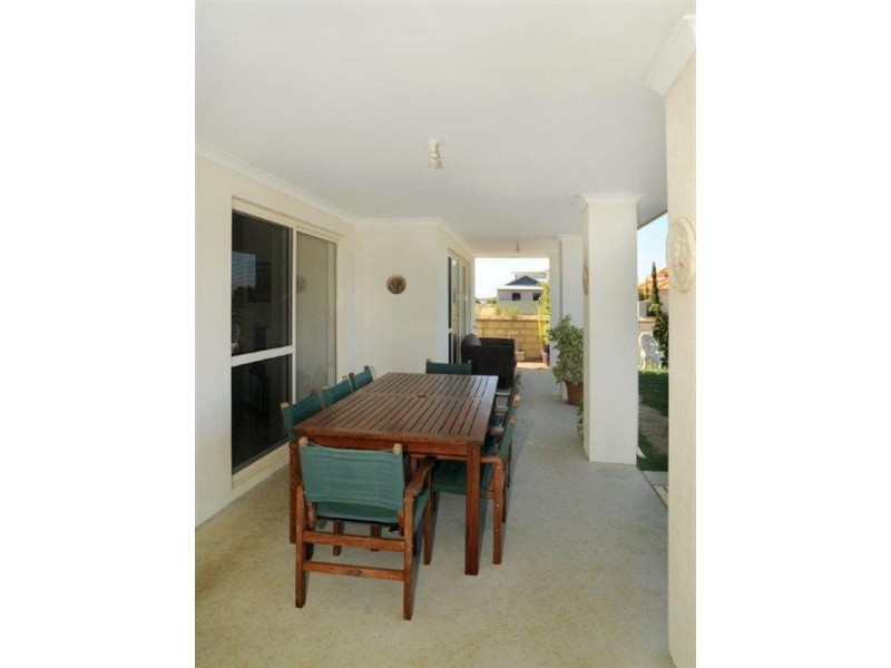 56 SANDPIPER ISLAND Retreat, Wannanup WA 6210