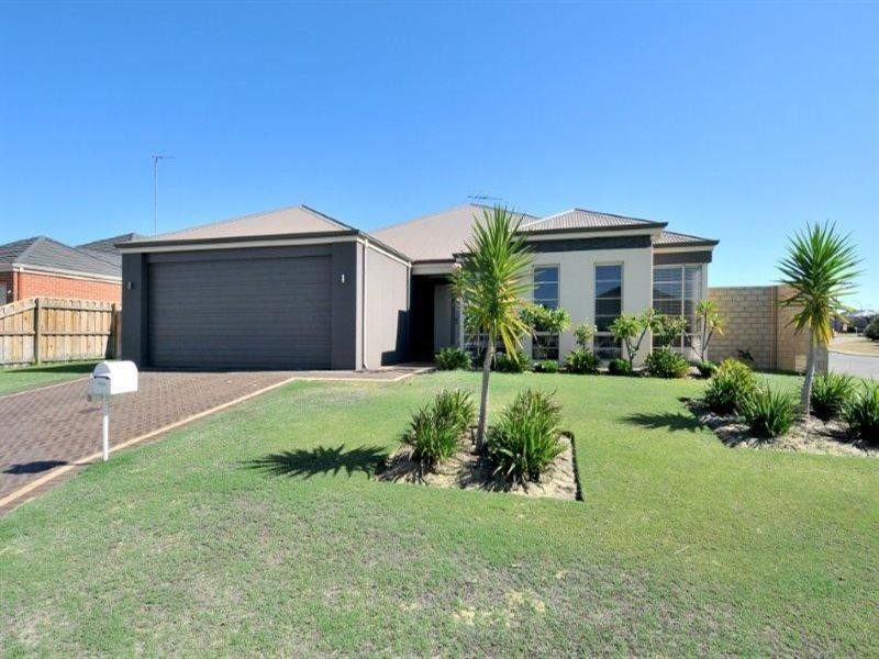 70 Carissa Turn, Halls Head WA 6210