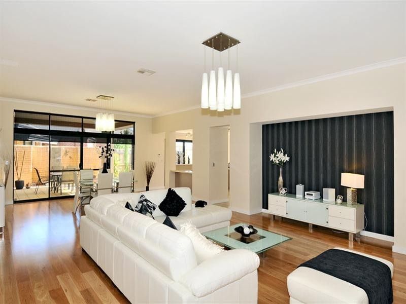 70 Carissa Turn, Halls Head WA 6210