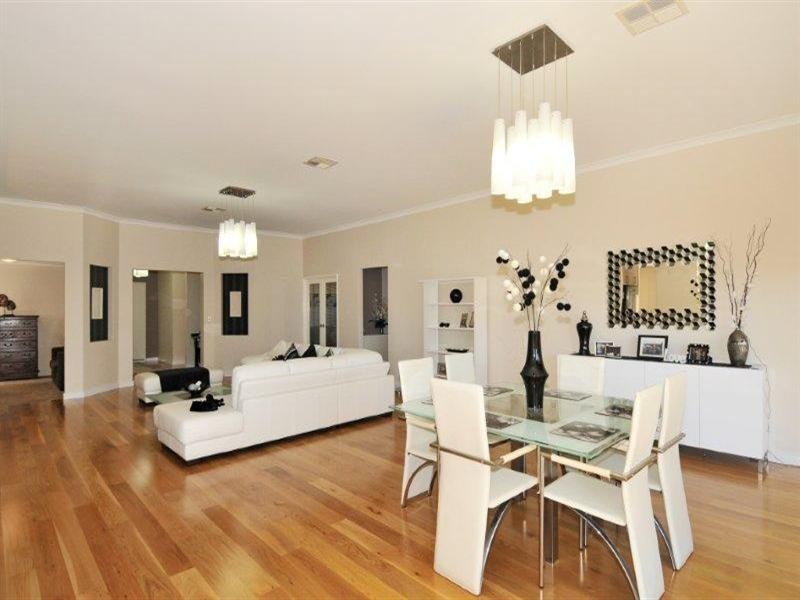 70 Carissa Turn, Halls Head WA 6210