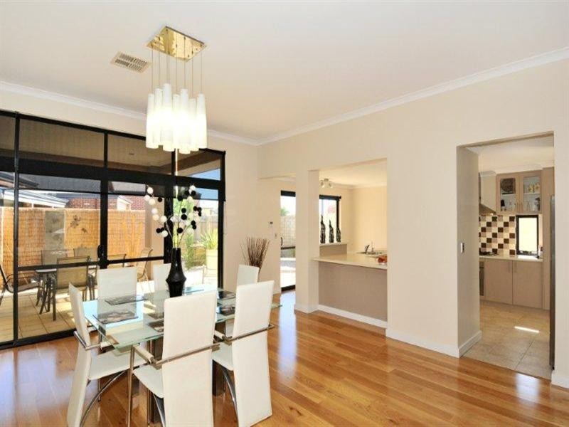 70 Carissa Turn, Halls Head WA 6210