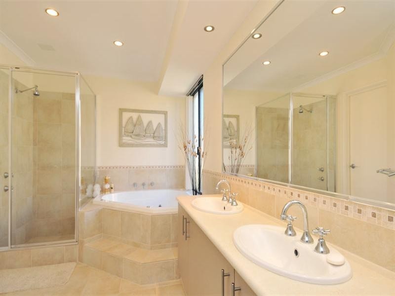 70 Carissa Turn, Halls Head WA 6210