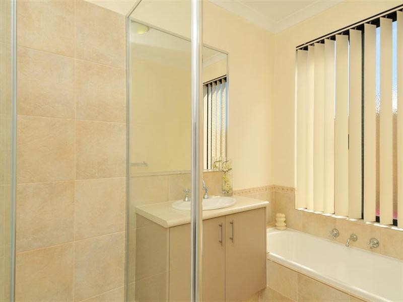 70 Carissa Turn, Halls Head WA 6210