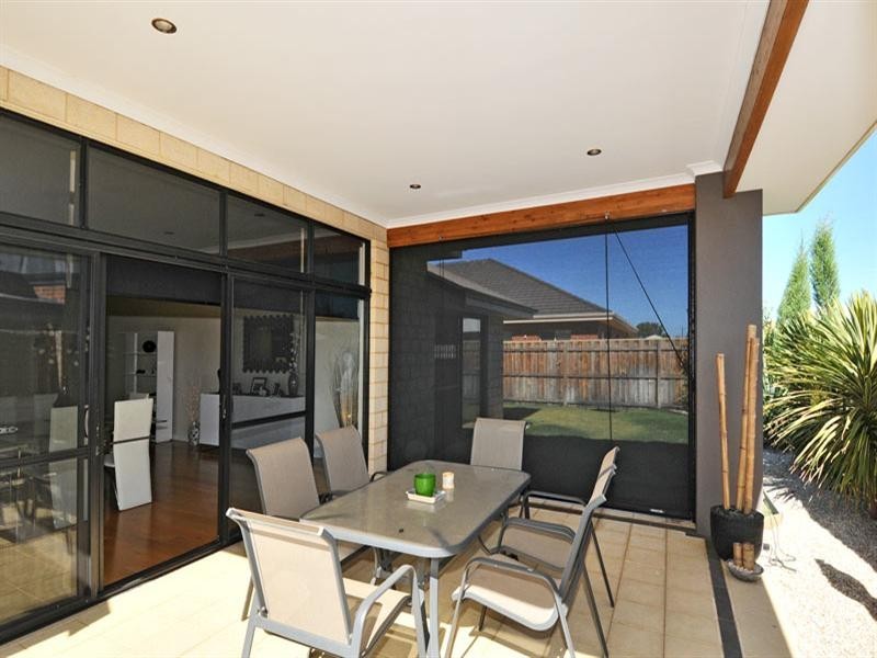 70 Carissa Turn, Halls Head WA 6210