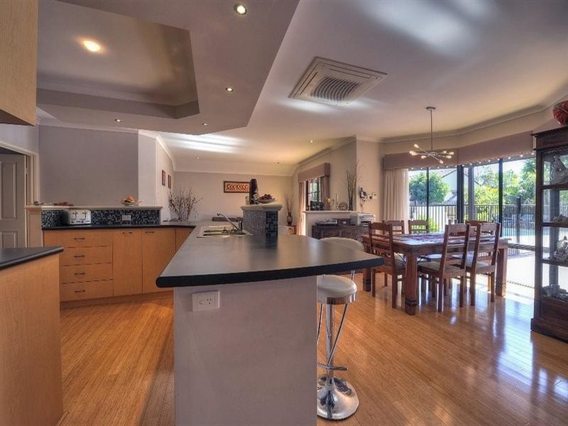 4 ANNIE Place, Mandurah WA 6210