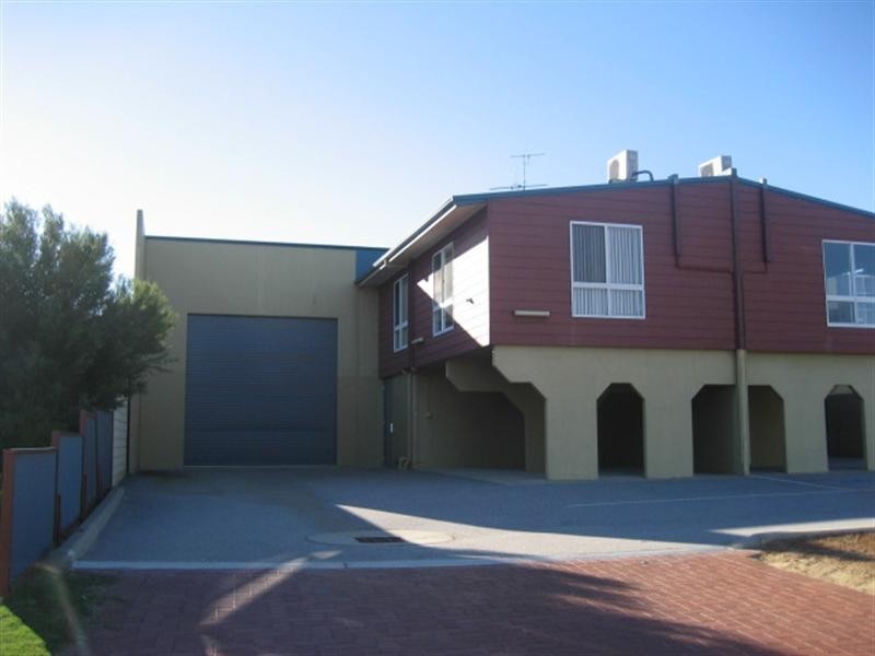 UNIT 1/10 GALBRAITH Loop, Erskine WA 6210