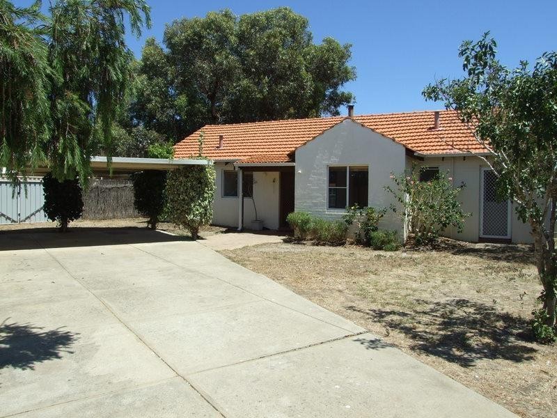 5 Lakes Crescent, South Yunderup WA 6208