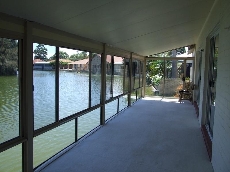 5 Lakes Crescent, South Yunderup WA 6208