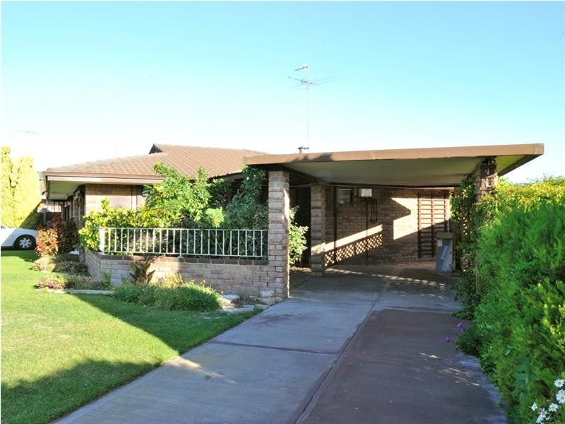 1/12 Rocklea Place, Silver Sands WA 6210