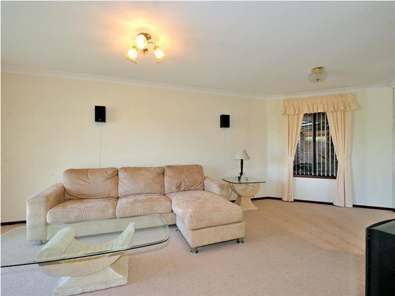 1/12 Rocklea Place, Silver Sands WA 6210