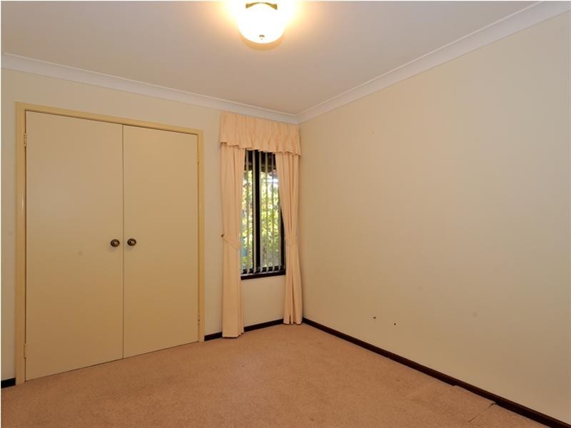 1/12 Rocklea Place, Silver Sands WA 6210