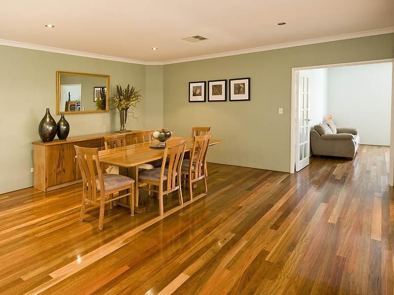 16 Poinsettia Green, Halls Head WA 6210