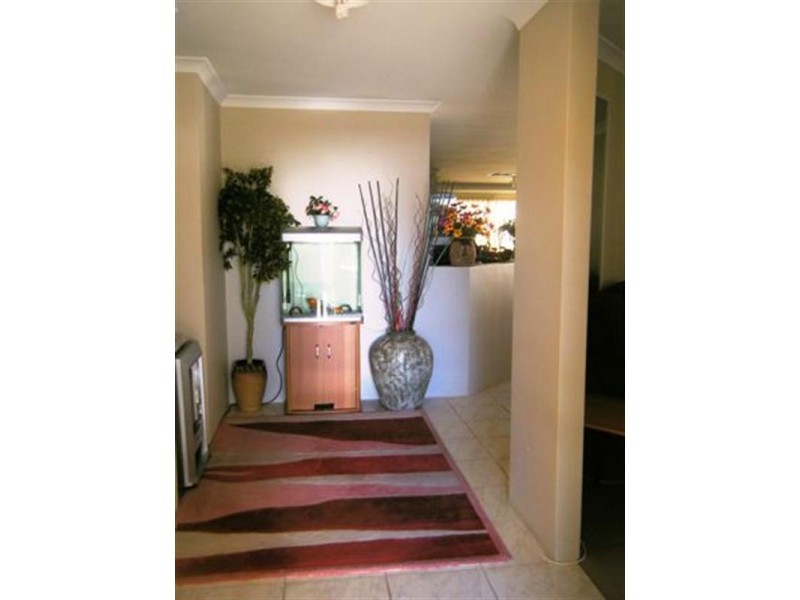 4 Menna Brace, Greenfields WA 6210
