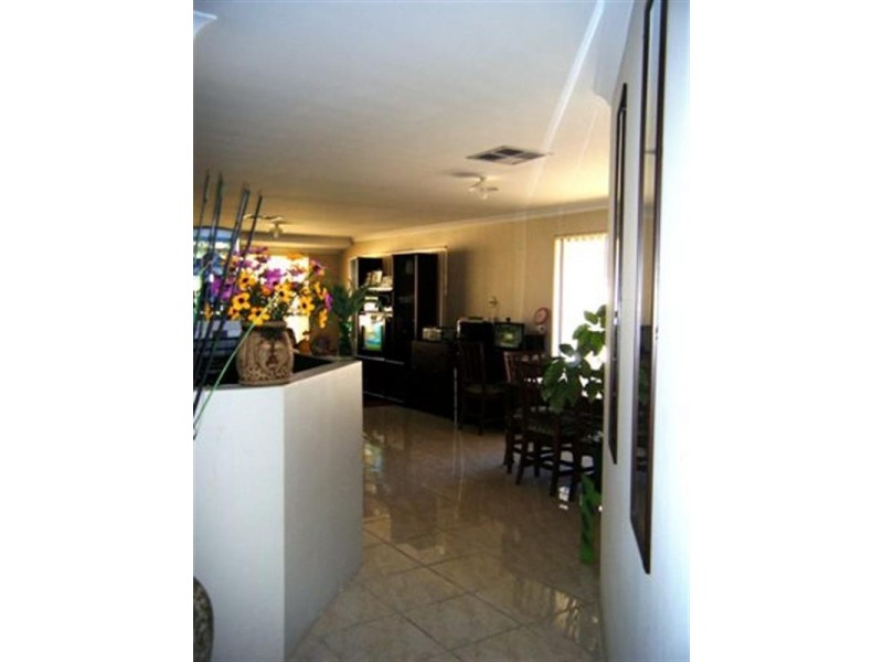 4 Menna Brace, Greenfields WA 6210