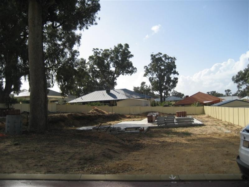 7 BOOKARA VIEW, Lakelands WA 6180