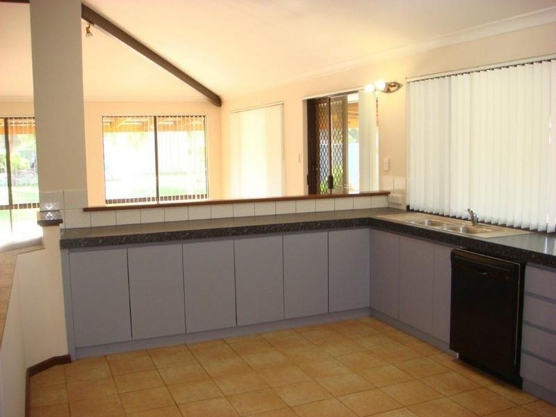 38 Clydesdale Drive, Greenfields WA 6210