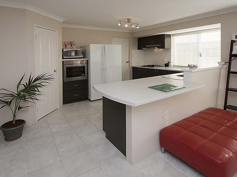 15 Scarab Court, Halls Head WA 6210
