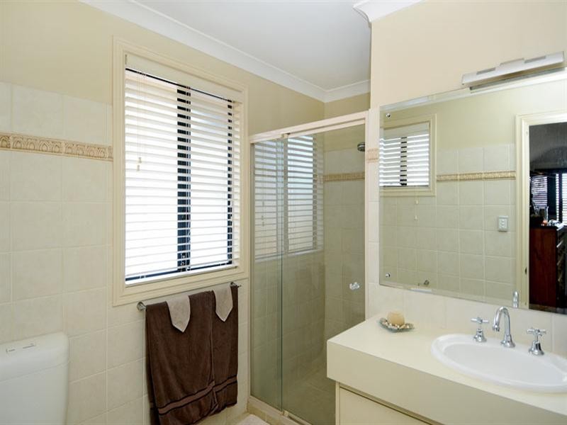 44 Heyerdahl Way, Dudley Park WA 6210