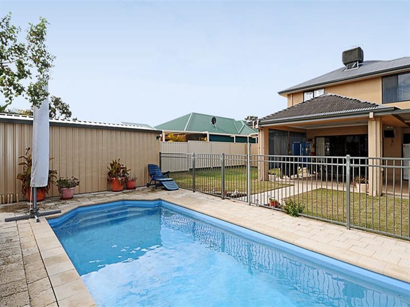 44 Heyerdahl Way, Dudley Park WA 6210