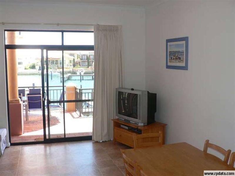 15/7 Village Mews, Wannanup WA 6210