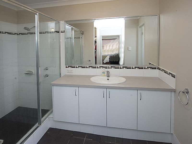 15 Scarab Court, Halls Head WA 6210