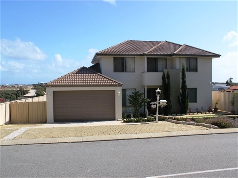 52 HYDEN Loop, Dawesville WA 6211